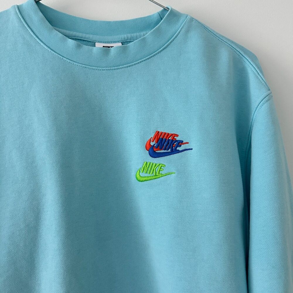 Nike Sportswear Essentials+ French Terry Crewneck Sweatshirt Medium